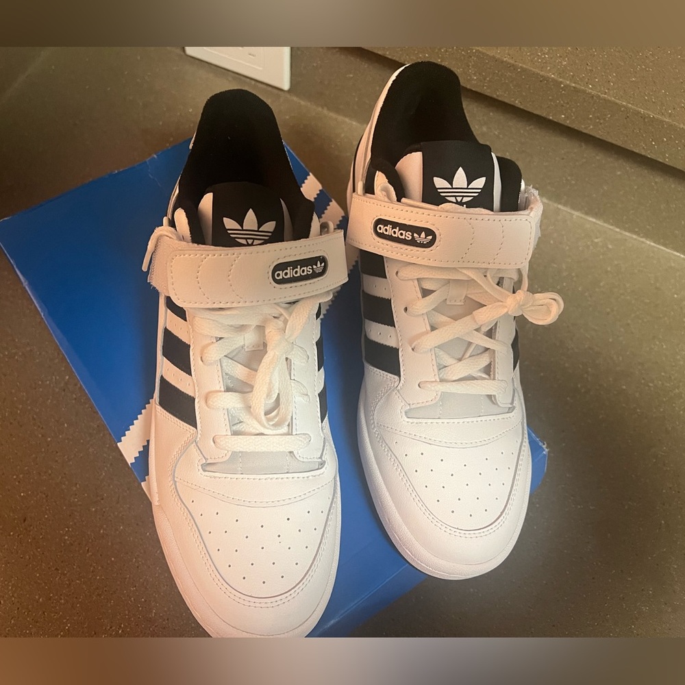 Men Adidas Forum Lows